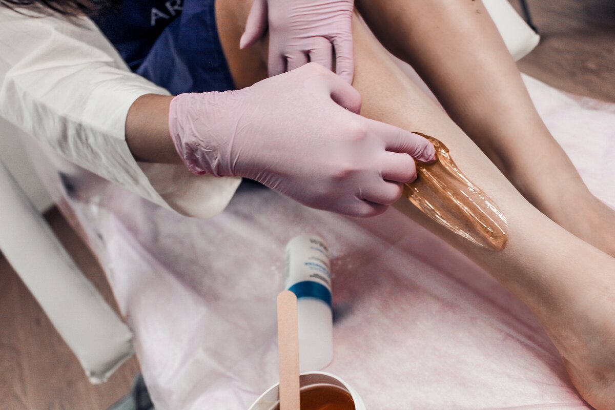 шугаринг ног