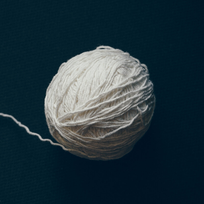 Распустила джемпер, который вязала, но не носила