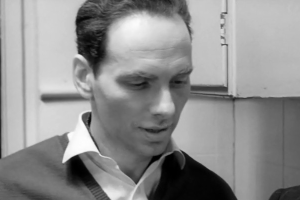 В 1966 году режиссер Лариса Шепитько сняла Виталия Вульфа в эпизоде своего фильма «Крылья»