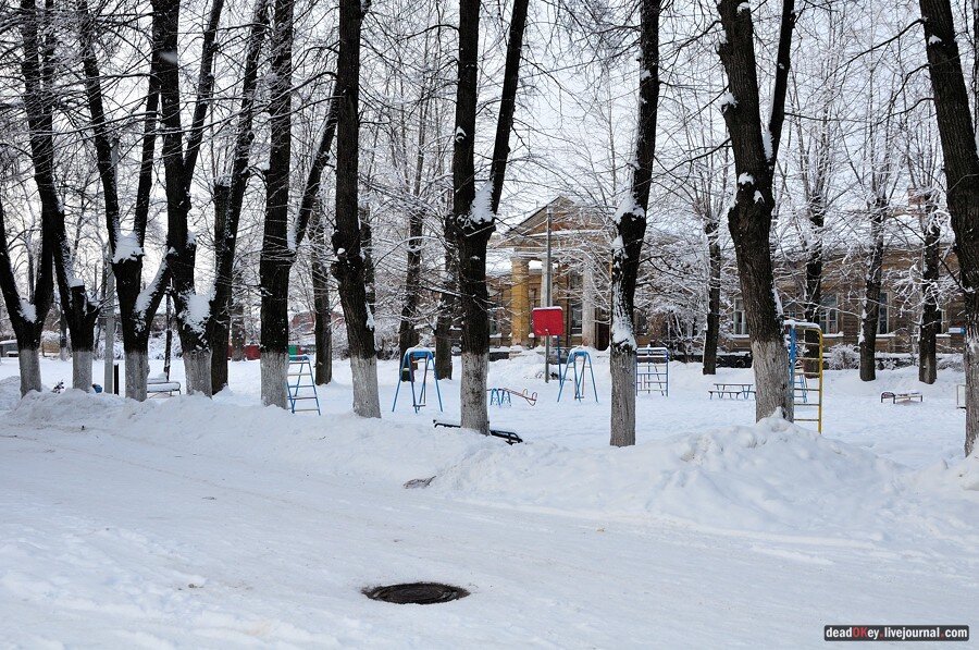 2. Главный дом усадьбы Красково.