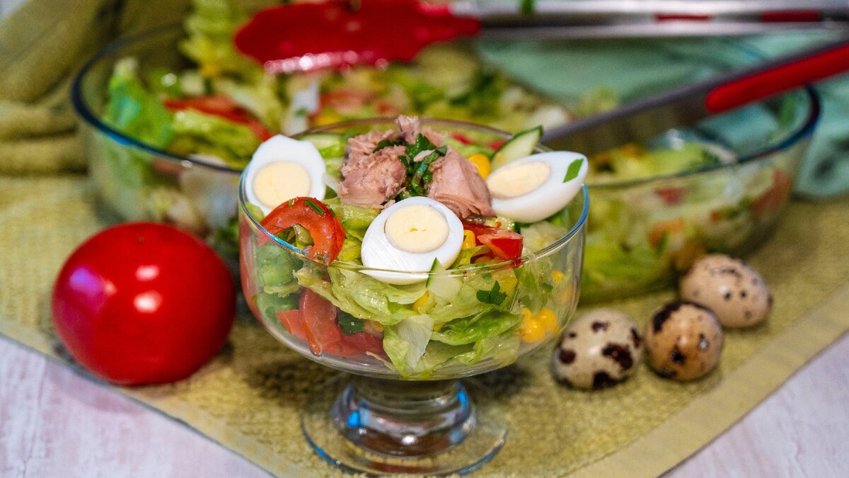 Вкусно, сытно и совсем недорого – салат с сочным тунцом!