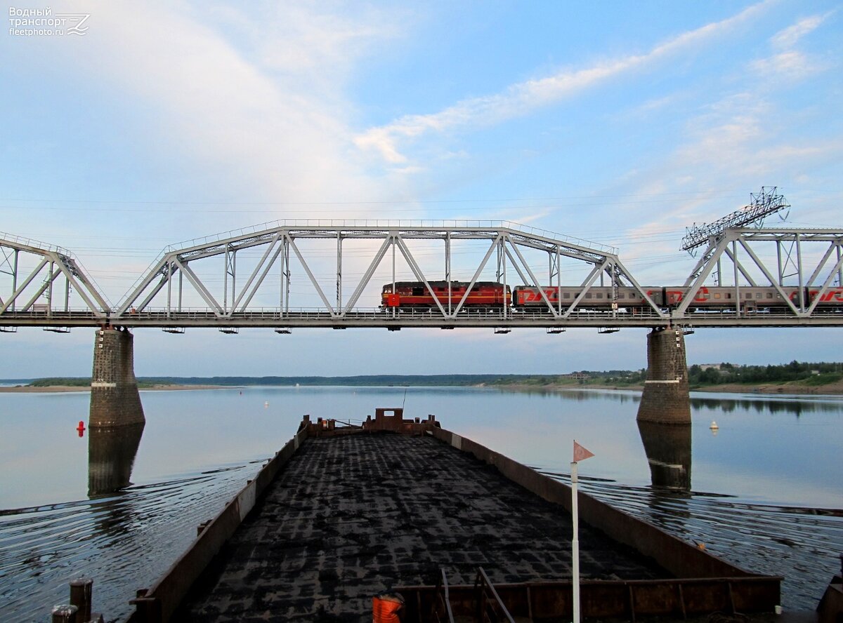 Мост через реку Печора Республика Коми