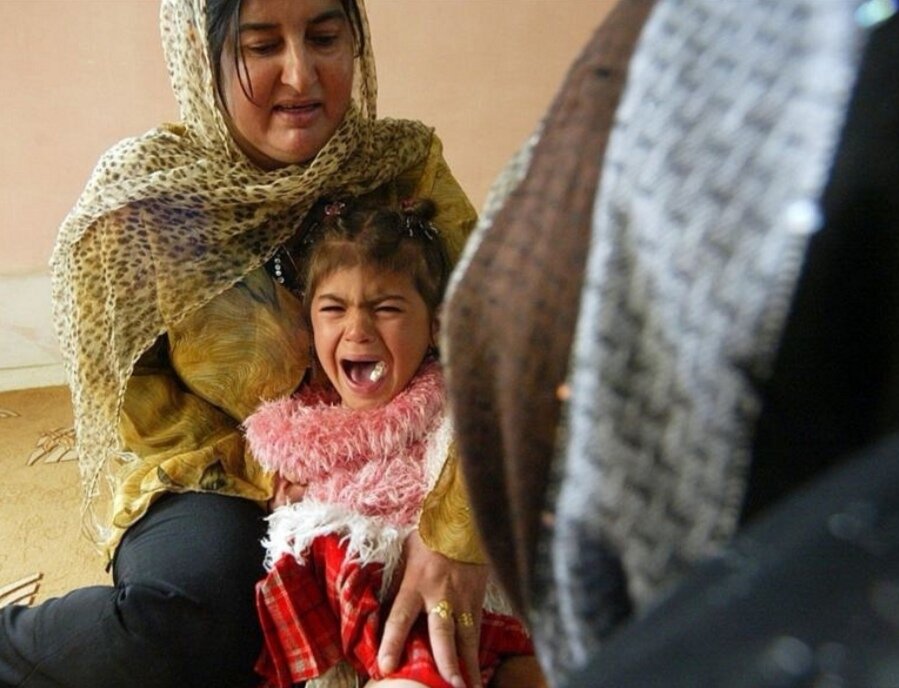 Обрезание девочек приводит к различным инфекциям, а также к бесплодию