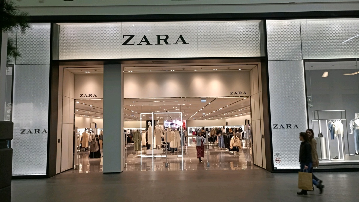 Магазин ZARA (фото взято из Интернета) 