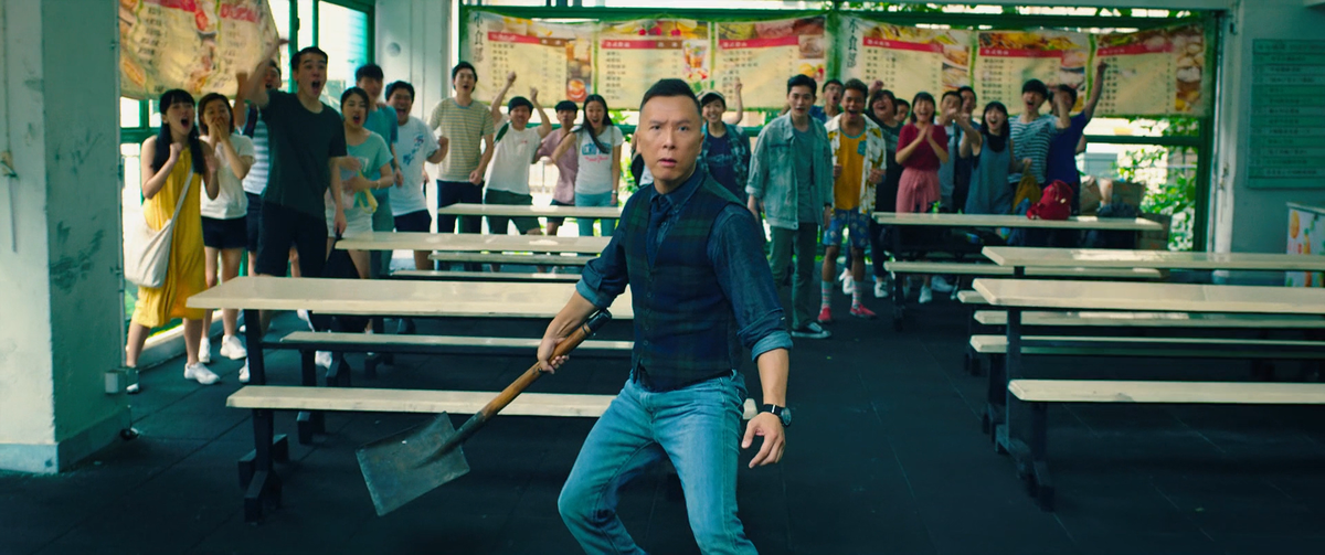 Кадры из фильма Большой брат. источник Яндекс картинки.