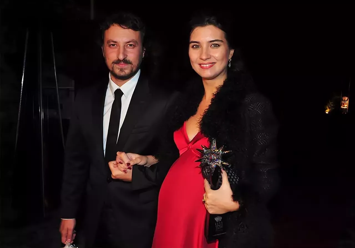 Tuba Buyukustun