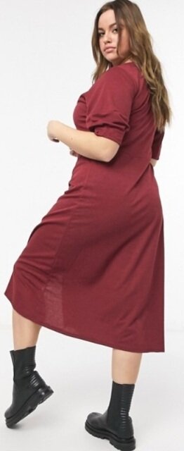 Бордовое платье для пышечек