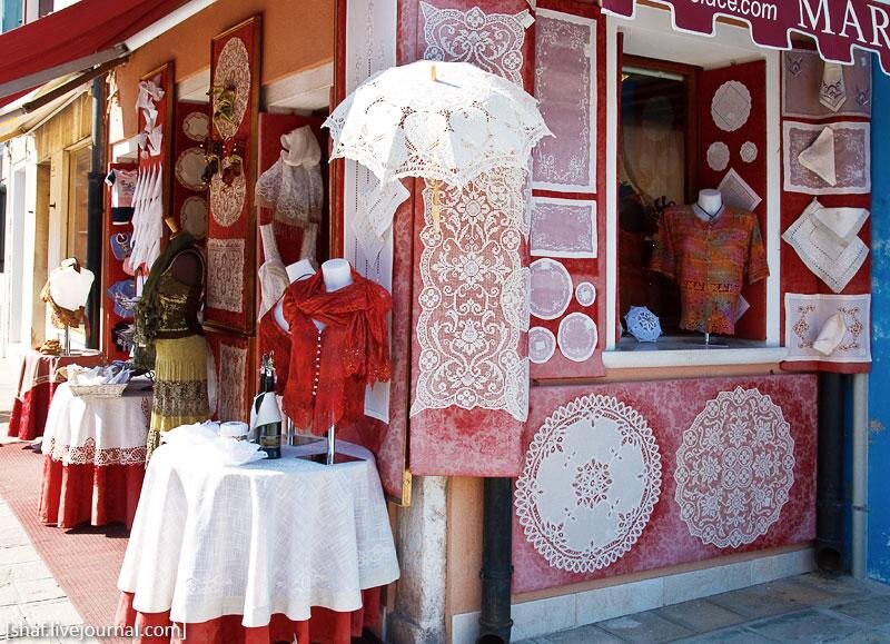 Знаменитые кружева Бурано