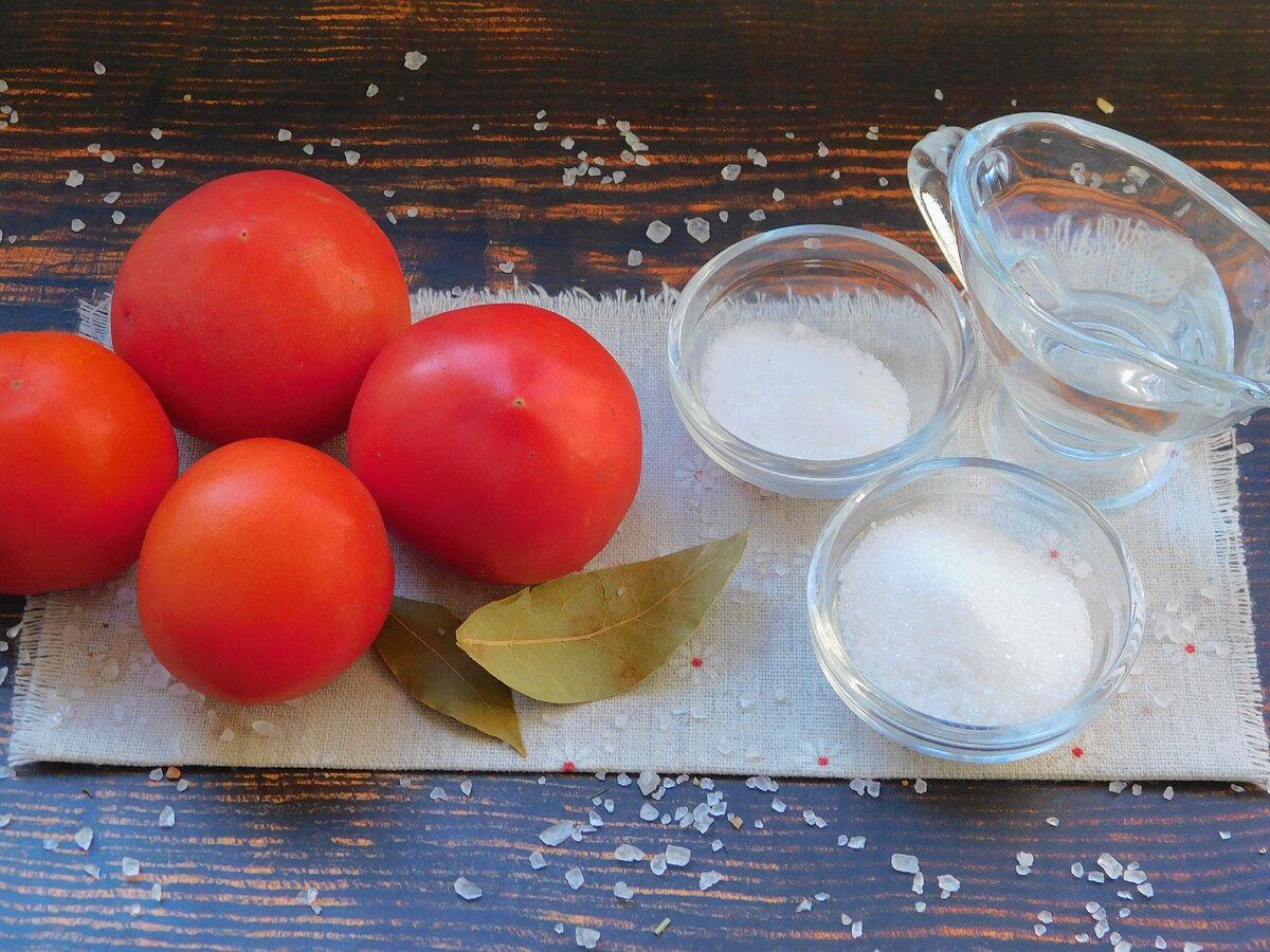 ингредиенты для приготовления томатной пасты