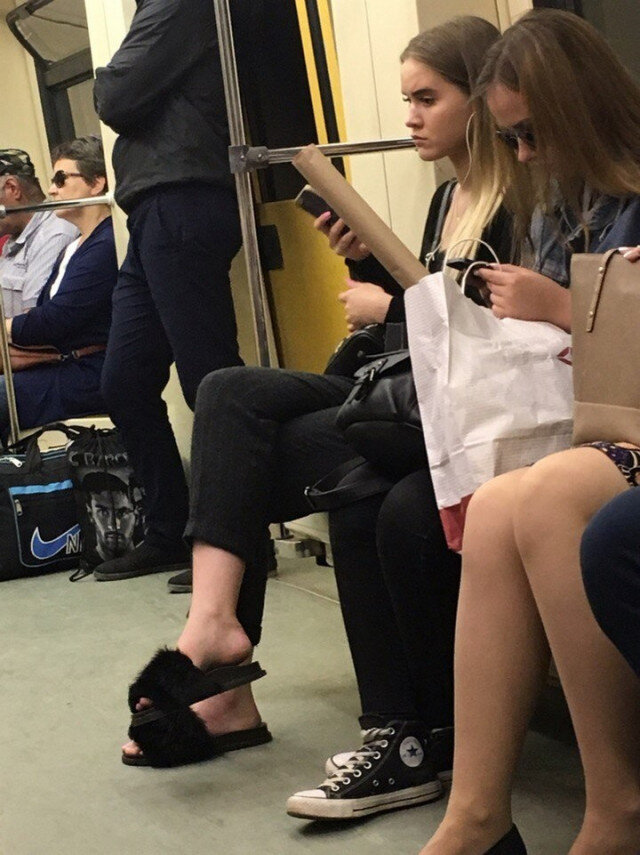 Странные пассажиры, которых можно встретить в метро