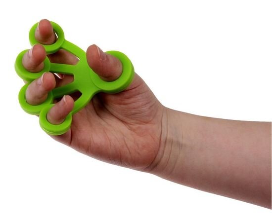 Эспандер для пальцев. Как правильно надеть.