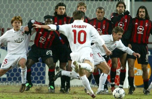 Оба матча "Милану" в упорной борьбе "Локомотив" проиграл