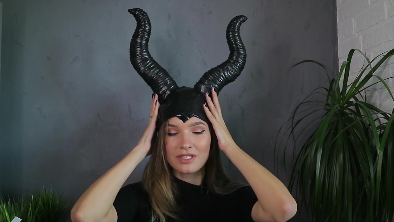 Рога и рогатая шапка Малефисенты своими руками. Horns of Maleficent DIY