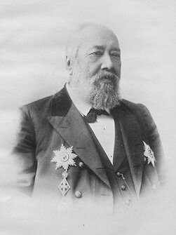 Владимир Владимирович Вельяминов-Зернов (31 октября [12 ноября] 1830, Санкт-Петербург — 17 [30] января 1904, Киев) — русский историк-востоковед, почётный член Академии наук (c 01.12.1890); попечитель Киевского учебного округа; тайный советник.