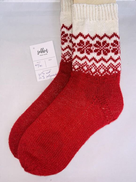 этси, носки №2 с общего коллажа, 24 usd