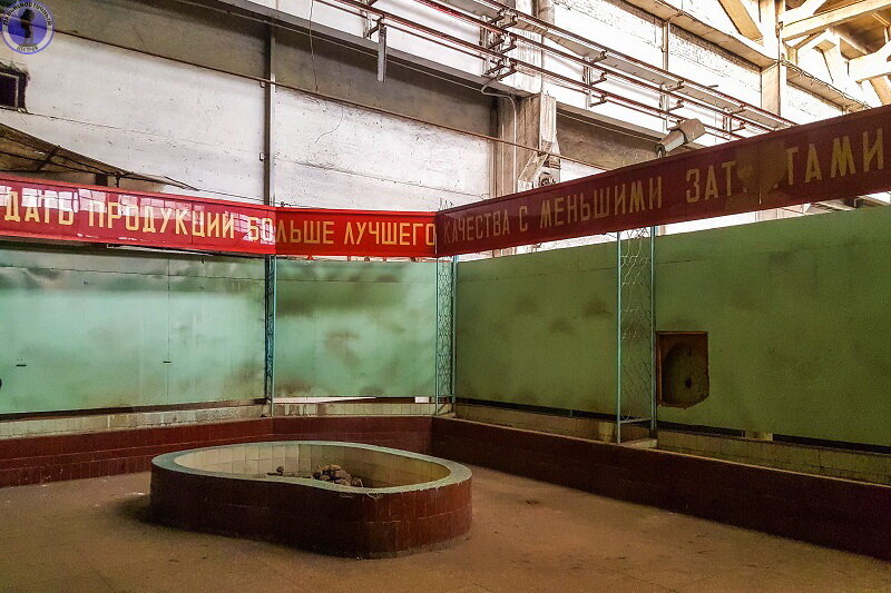 уральский авторемонтный завод миасс. нпз в новокуйбышевске взрыв. первый кемеровский авторемонтный завод. они озарялись новыми победами возрожденных цехов. авторемонтный завод город калинин.