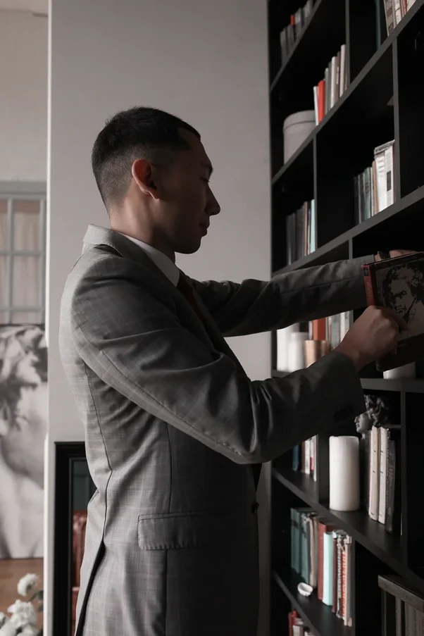 Адвокат Юридической компании "Никому не должен" - Алексей Буштрук