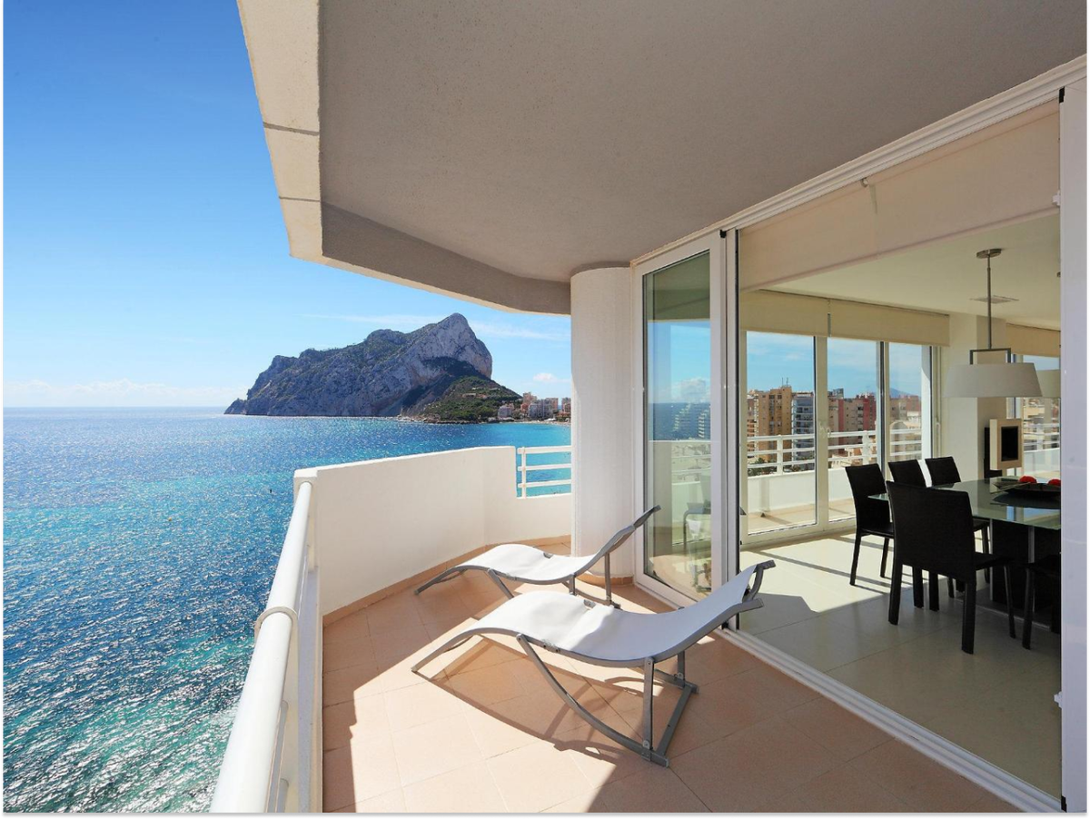 Наш клиент, одна из крупнейших управляющих компаний на острове Тенерифе (Испания), осуществляет предоставление услуг посуточного проживания в апартаментах, таунхаусах и виллах. 