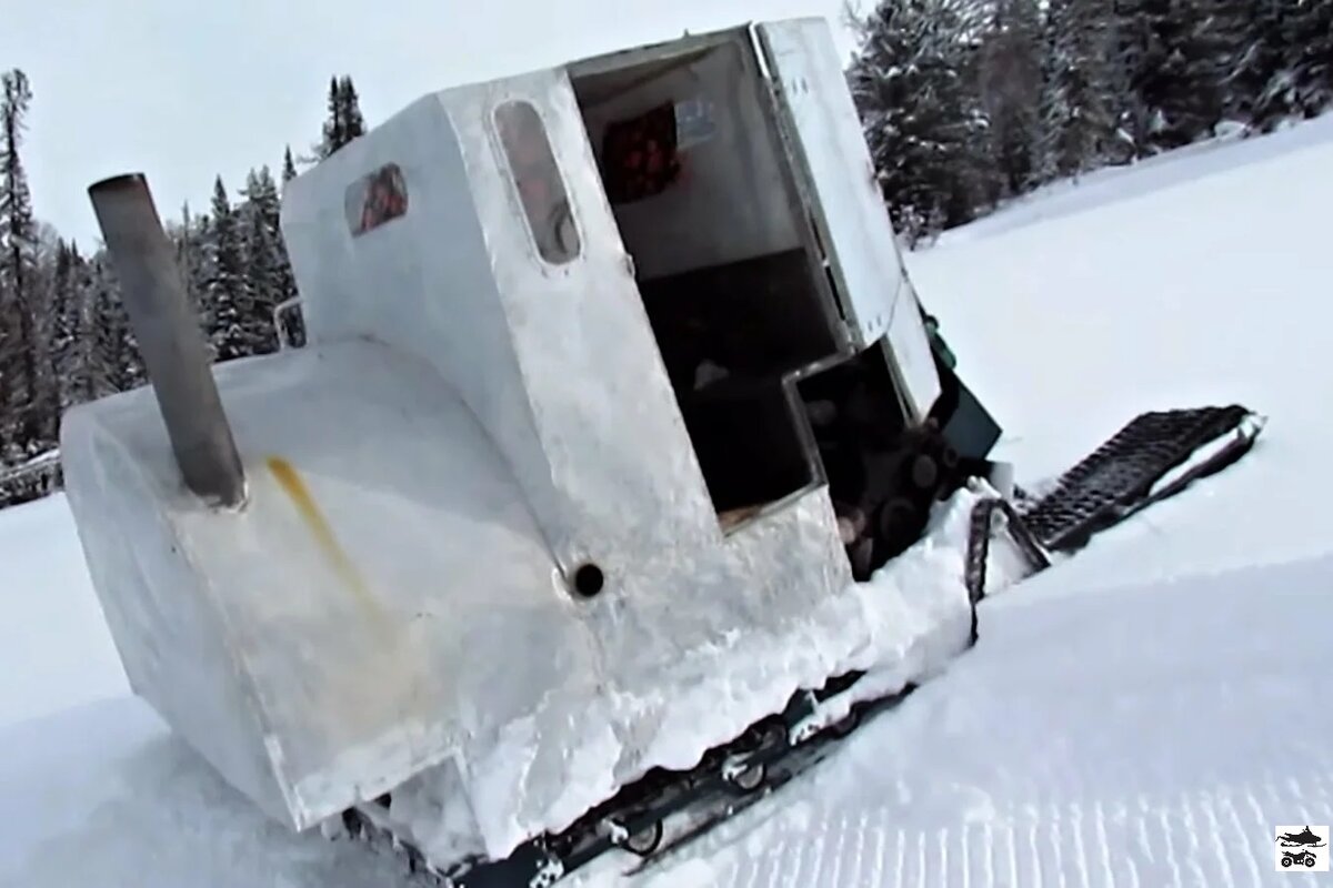 Жилой модуль с печкой! Все свое вожу с собой. Не нужно таскать за собой сани. Все гениальное просто!