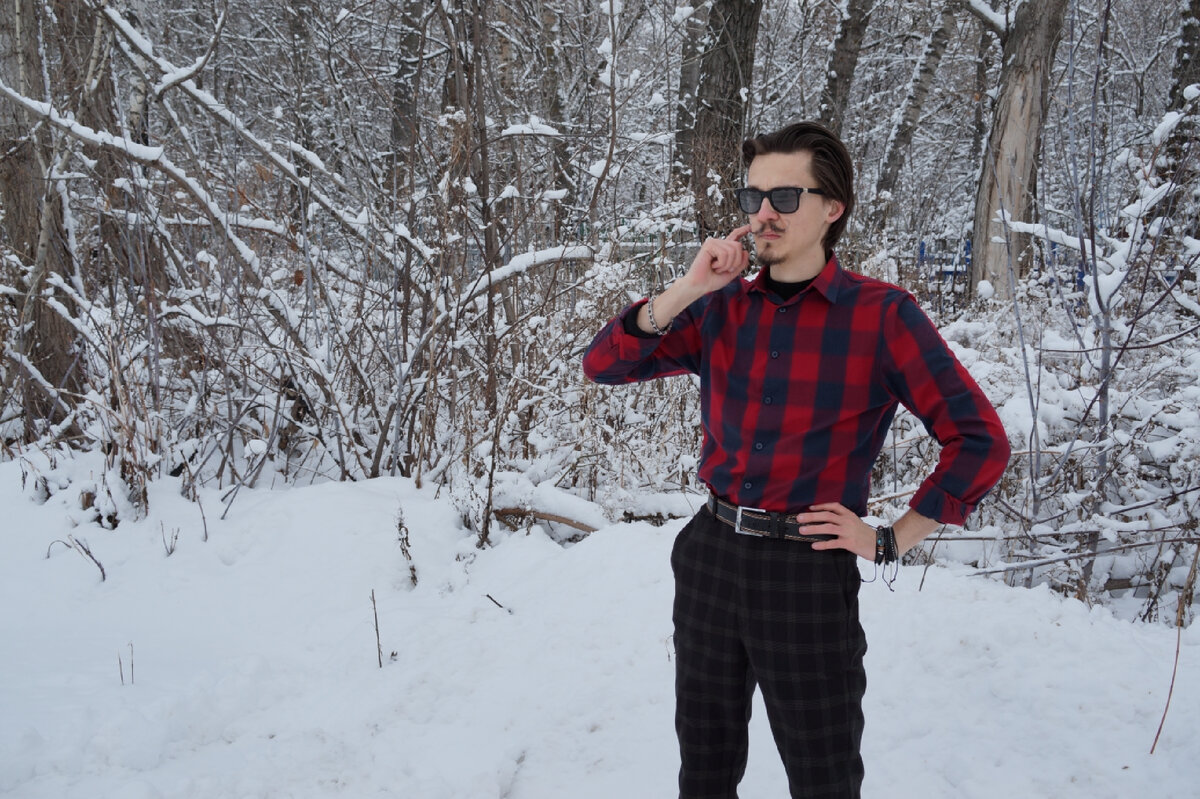 Где брать деньги? Почему их постоянно не хватает? Не живу от зарплаты до зарплаты и расказываю как (На фото автор Евгений Стариков)