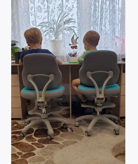 растущее кресло для школьников ErgoKids Y-405