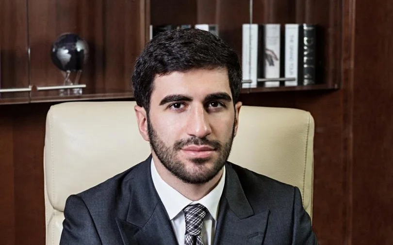 сын армянин