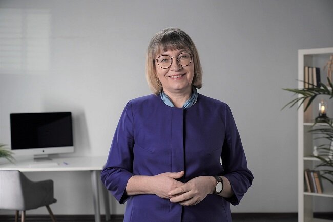 Марина Рыбакова, автор курса по обществознанию 