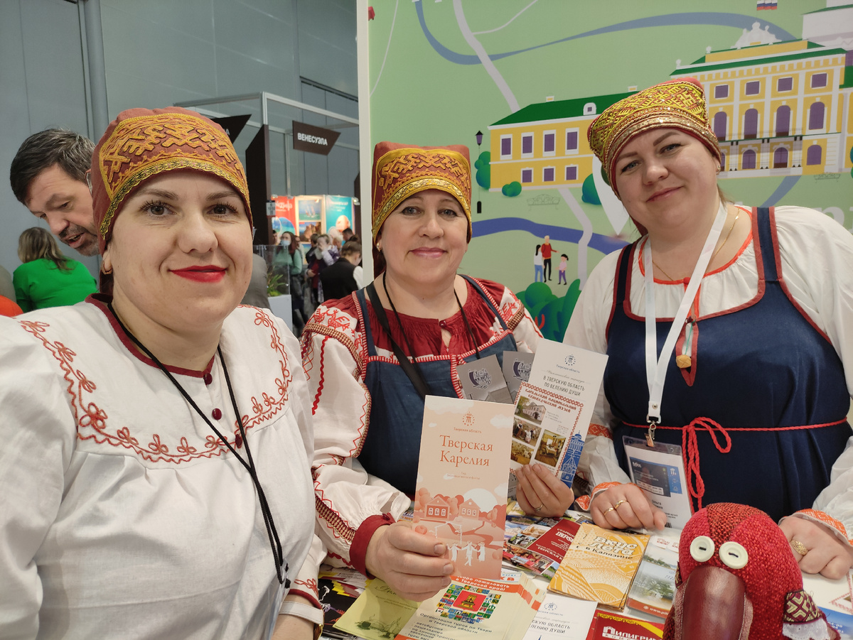 Хозяюшки Тверской Карелии к себе заманивают...