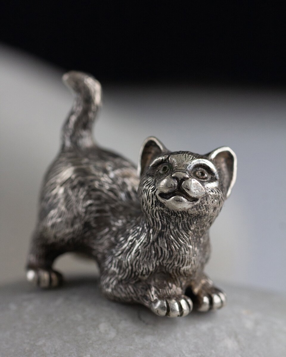 Статуэтка Котик с хвостиком