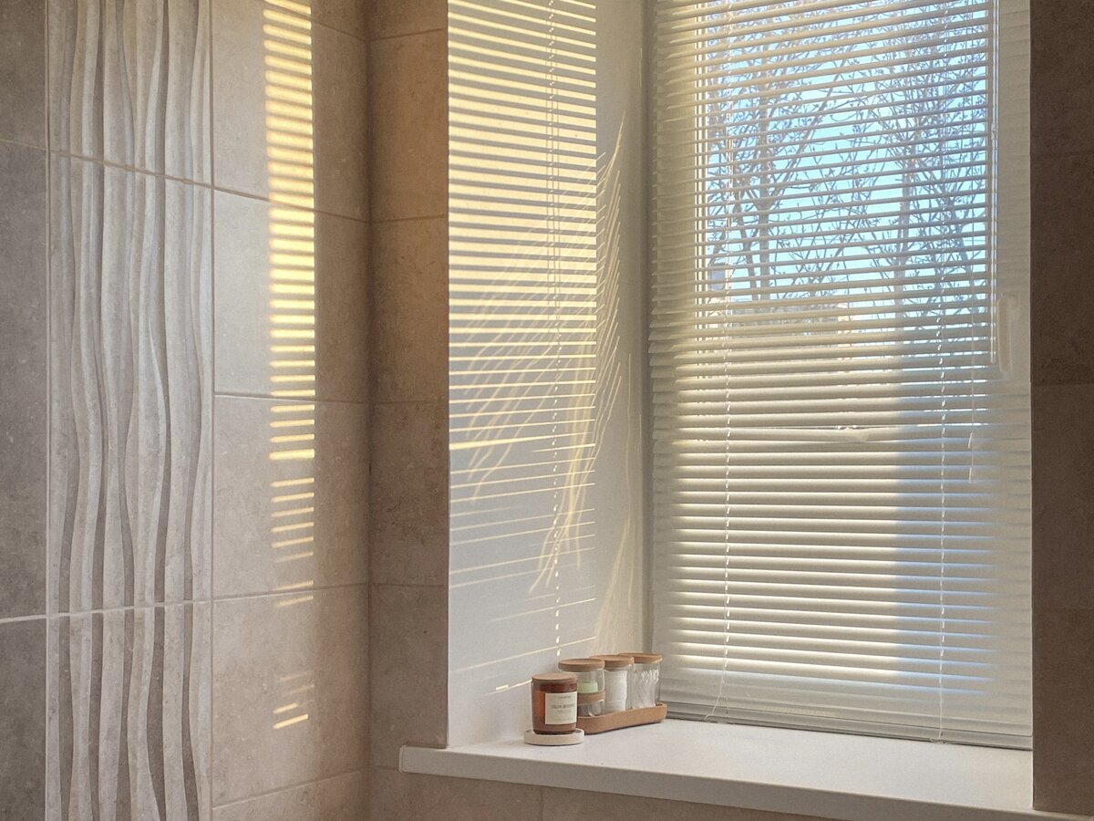 Поймала рассветные лучи солнца в моей новой квартире