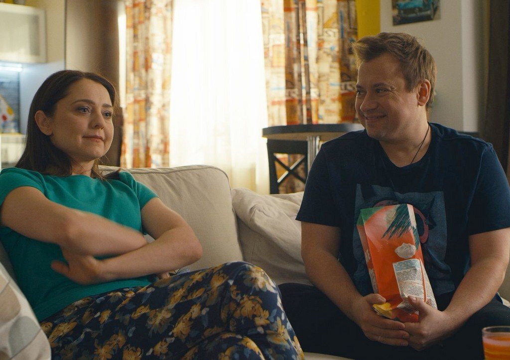 Фото: кадр из сериала «СашаТаня»