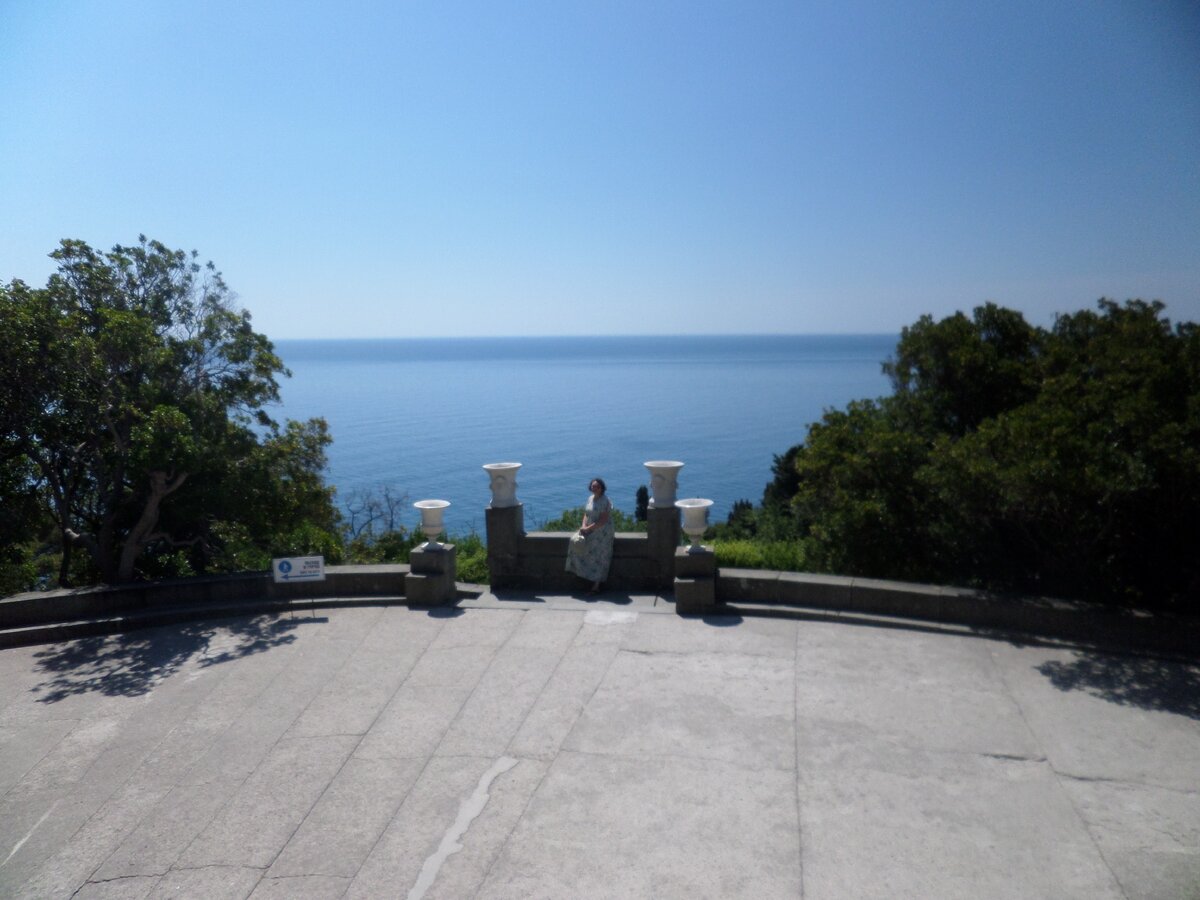 Вид из Воронцовского дворца