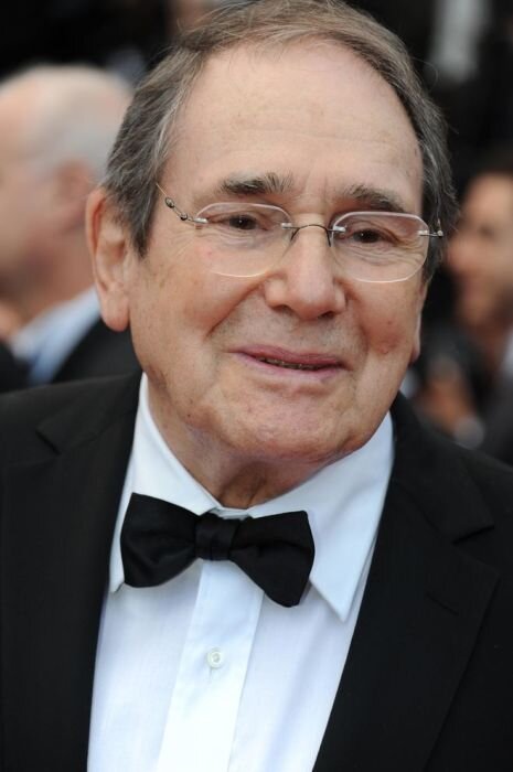 
Робер Оссейн. 
