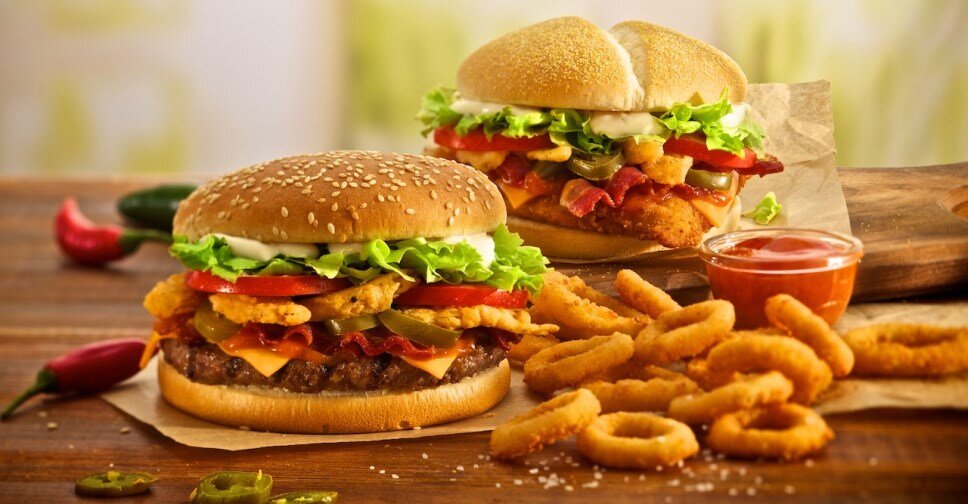 McDonaldʼs, KFC и Burger King уже не будут прежними: сети фастфуда вводят новые правила