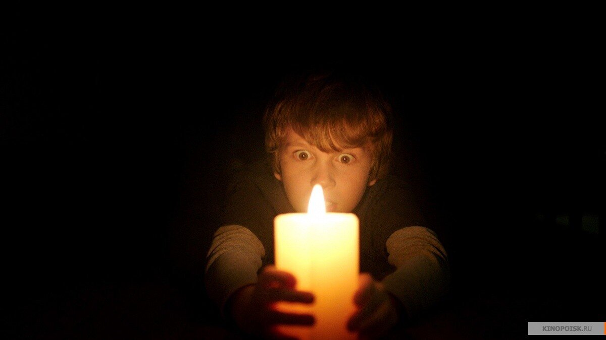 Кадр из фильма "И гаснет свет" (фото взято с сайта kinopoisk.ru)