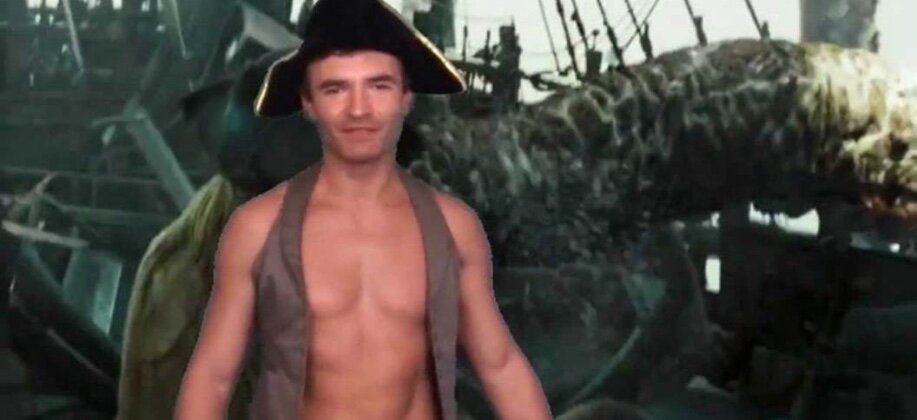 Арта с Борисом нет, так что вот вам Александр Пистолетов 