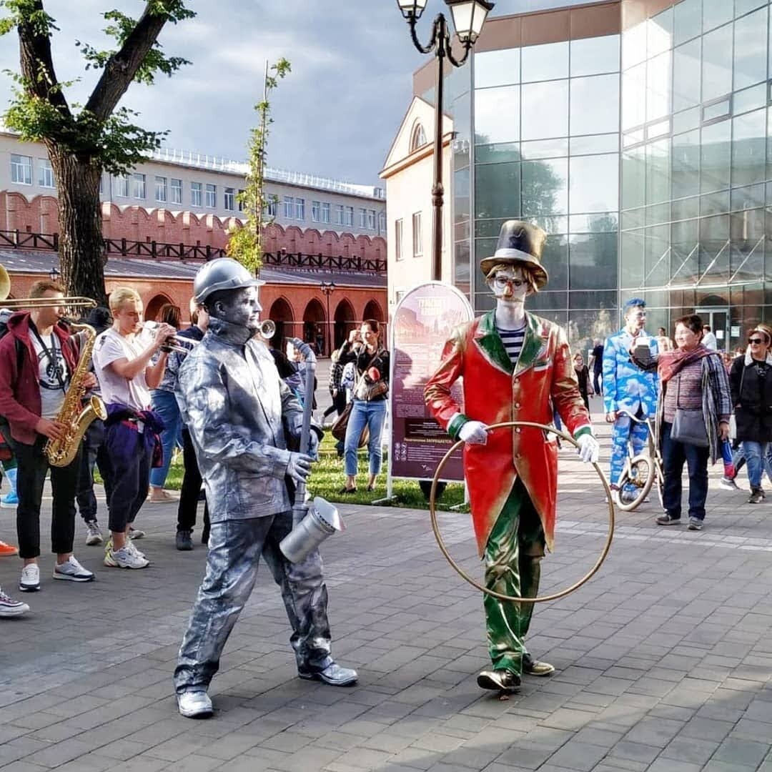 Международный чемпионат живых скульптур.