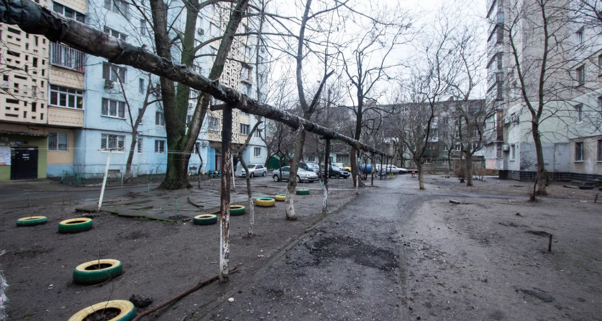 Двор хрущевки фото Двор хрущевки Bel-Okna.ru