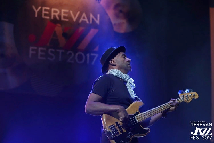 Этот фестиваль проводится в Армении с 1998 года и неизменно пользуется успехом и среди туристов, и среди местных жителей. Символично, что фестиваль стартует в Международный день джаза — 30 апреля. Каждый год на нескольких площадках Еревана выступают местные асы джаза и приглашённые звезды со всего мира.