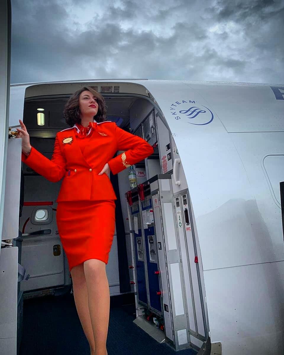 Lks aeroflot. Стюардесса Аэрофлота Эмма Нестерова. Стюардесса Анна Куделя Аэрофлот. Анна Чепикова стюардесса Аэрофлот. Аэрофлот Бортпроводник Ангелина.