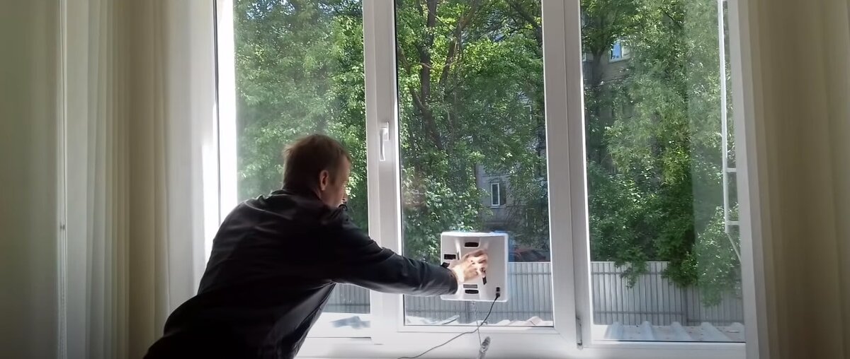 Знакомьтесь, мой муж), установка робота на окно), листай вправо!