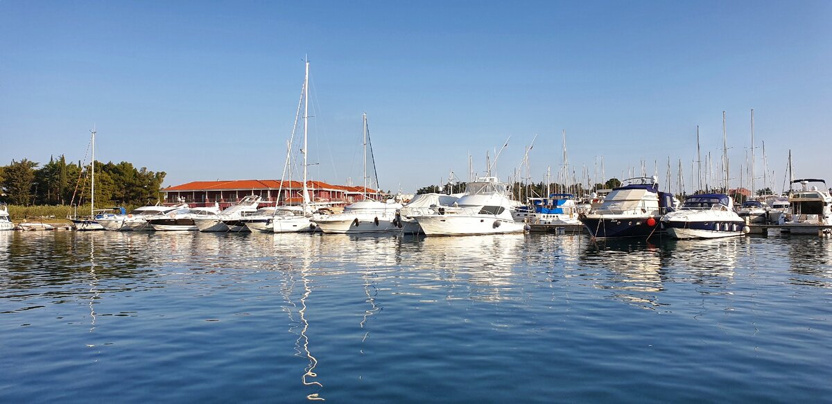 Порт Новиград, Хорватия, июнь 2020