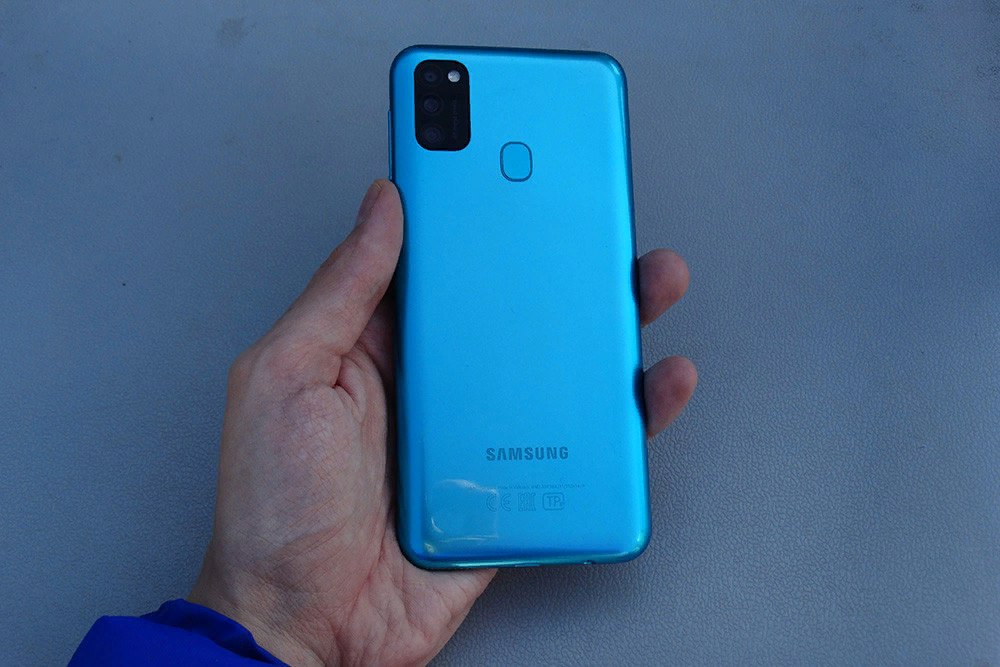 Galaxy m 21. Samsung m21. Самсунг галакси м21 синий. Samsung mi 21. Самсунг м21 голубой.