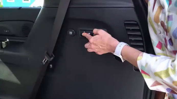 Как раскладывается третий ряд сидений в Chrysler Pacifica. Лиса рулит