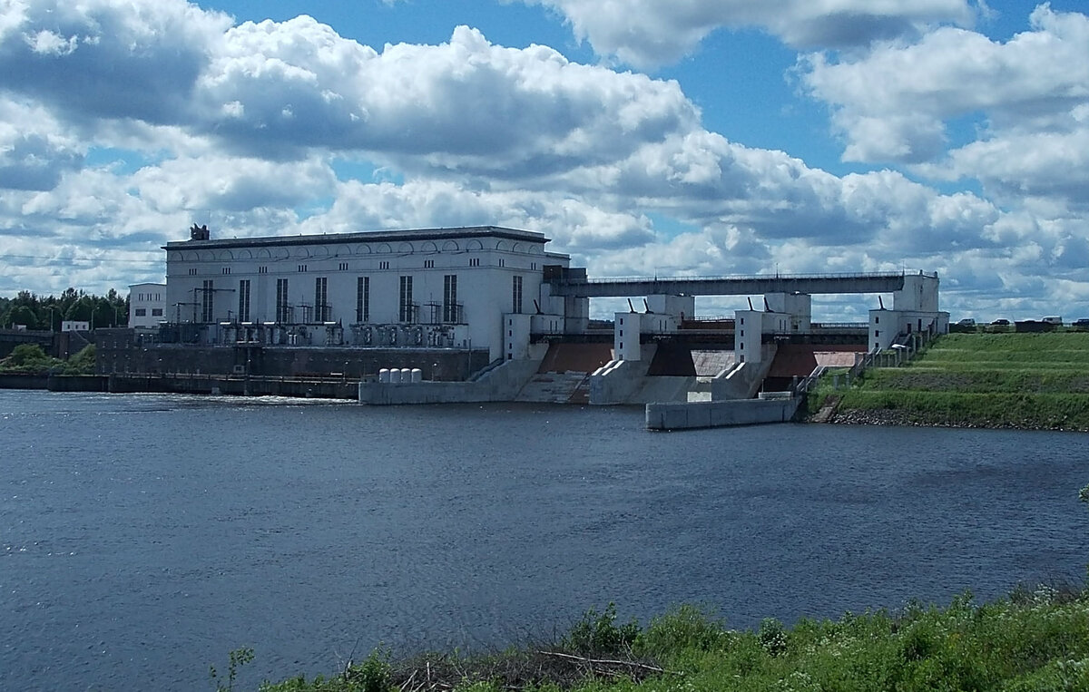 Плотина Подпорожье.