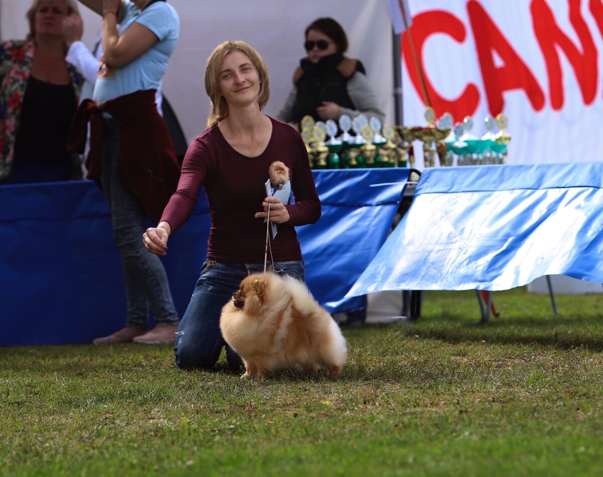 Фото украдено из личного архива Анны. Надеюсь, не убьет. 