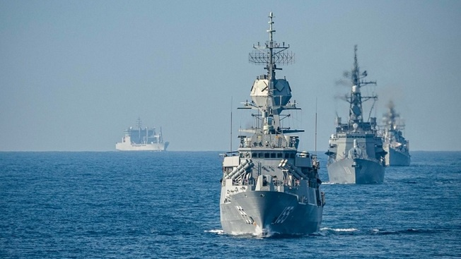 flickr.com/compacflt