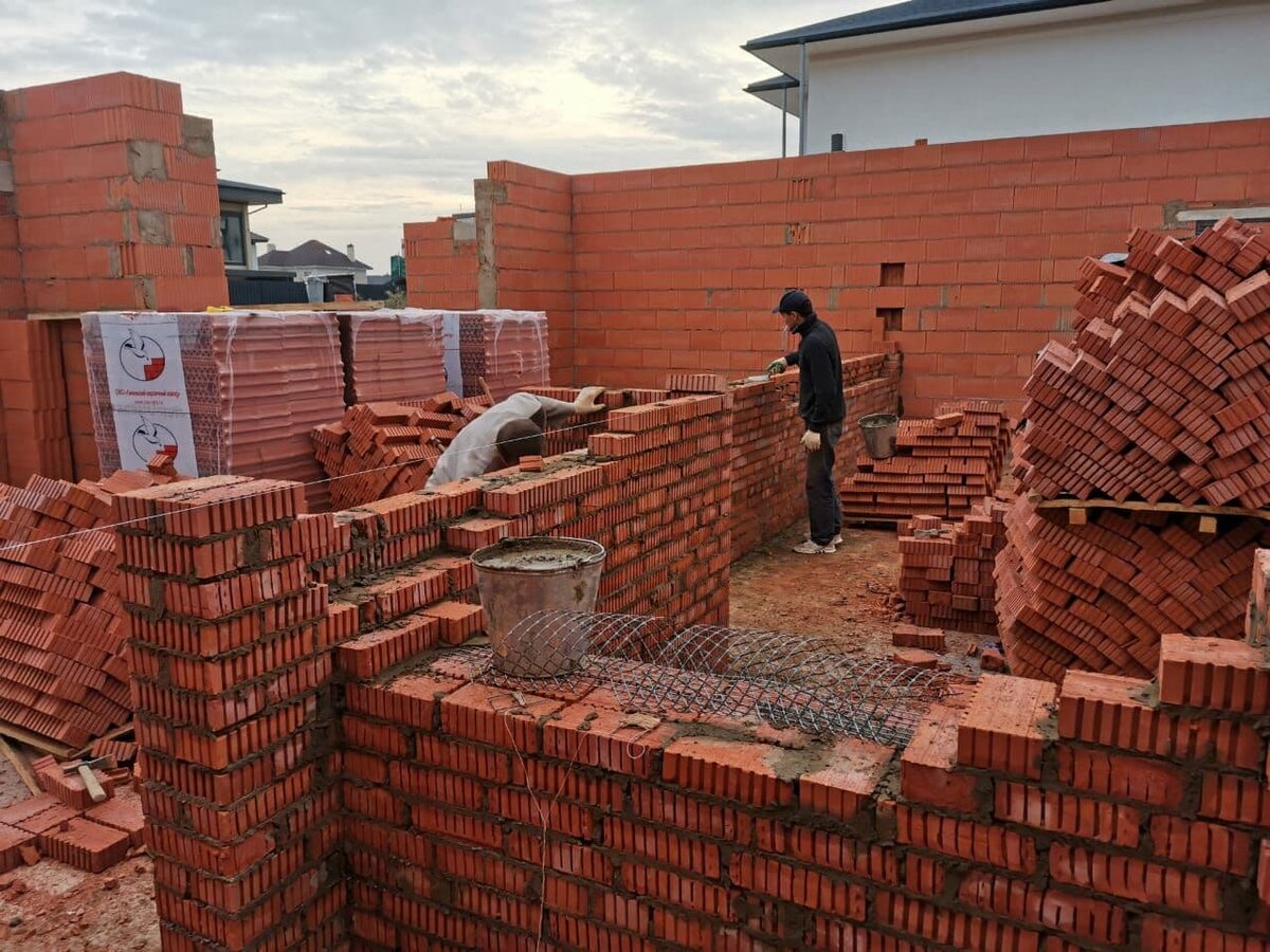 Кирпичная кладка несущих стен