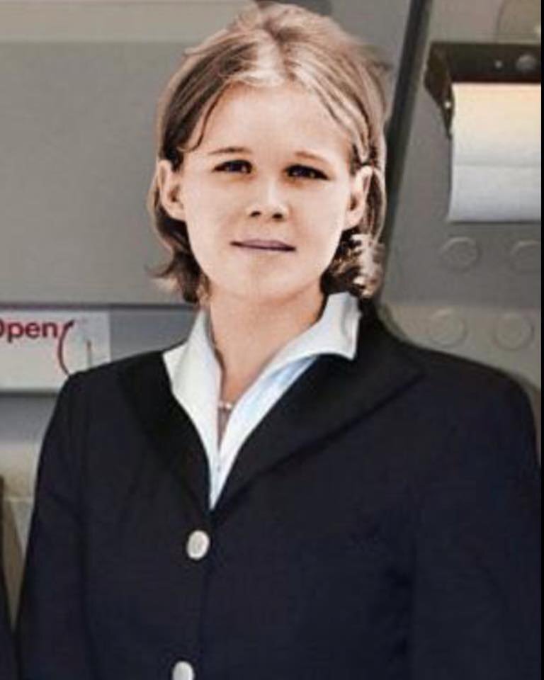 Стюардесса Надежда Курченко