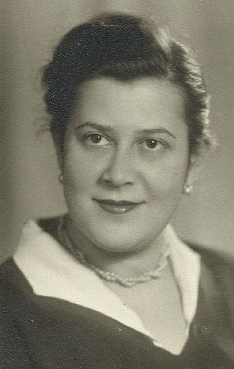 Елена Матвеевна Николаевская (послевоенное фото). Фото со свободного доступа Яндекс. Картинки 